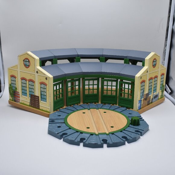 Thomas & Friends Y4367 Mattel Wooden Railway Tidmouth Sheds Turntable Roundabout - Picture 1 of 16